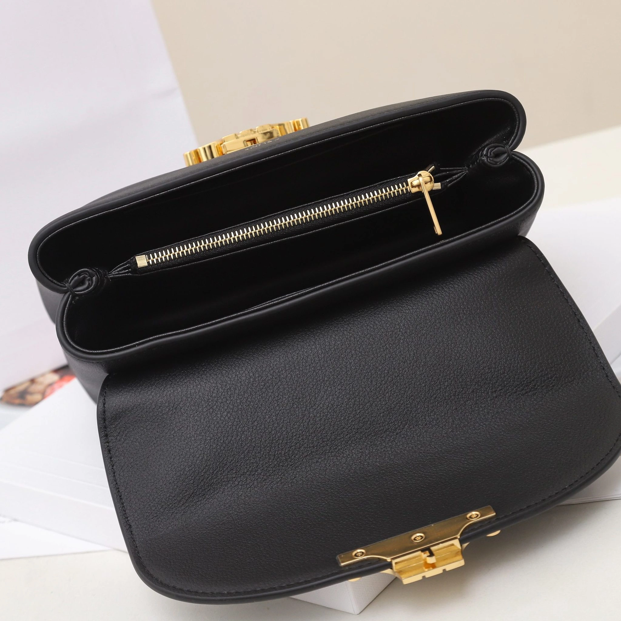 &MOMO-- 358i95 118113FXK.38NO high quality version cowhide item:D-B184I2102